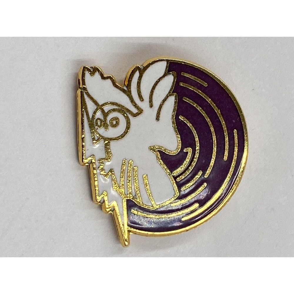 Japan Style Round Shaped Lapel Pin With White‎ Owl Bird Brooch